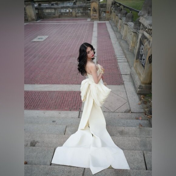 Rachel Gilbert Romy White Gown AU2/US4 - Picture 9 of 16